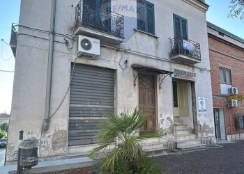 Casa all\'aperto - Casa semi indipendente Piazza Roma
 
Snc, Sessa Aurunca - foto 1