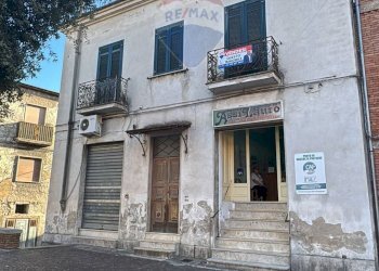 Casa all\'aperto - Casa semi indipendente Piazza Roma
 
Snc, Sessa Aurunca - foto 2