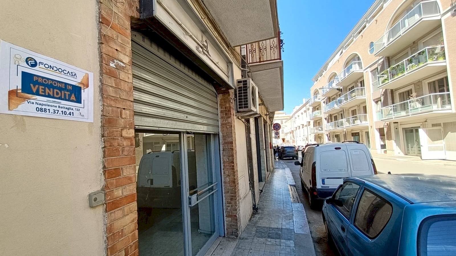 Foto 1 - Locale Commerciale VIA VITTORIO VENETO
 
64, Lucera - foto 1