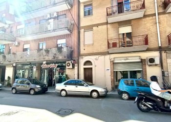 Foto 3 - Locale Commerciale VIA VITTORIO VENETO
 
64, Lucera - foto 3