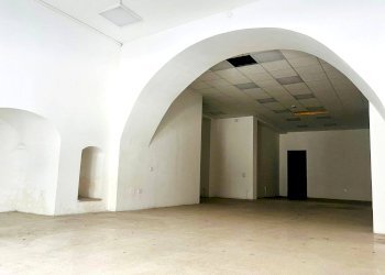 Foto 6 - Locale Commerciale VIA VITTORIO VENETO
 
64, Lucera - foto 6