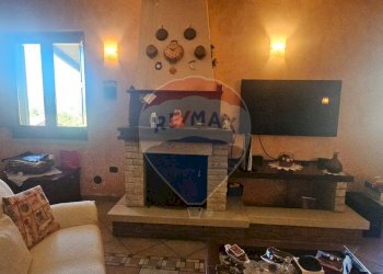 Soggiorno - Villa Contrada Tore
 
1, Castelvenere - foto 17