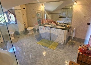 Bagno - Villa Contrada Tore
 
1, Castelvenere - foto 35