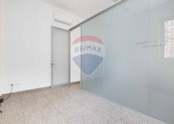 Stanza vuota - Office San Giusto
 
1, Busto Arsizio - photo 2
