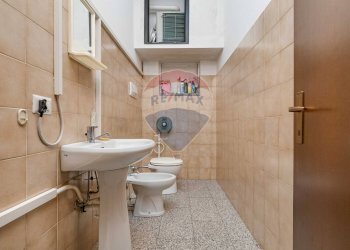 Bagno - Office San Giusto
 
1, Busto Arsizio - photo 9