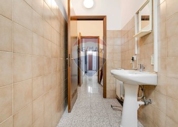Bagno - Office San Giusto
 
1, Busto Arsizio - photo 10