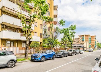 Edificio all\'aperto - Trilocale CASTELFIDARDO
 
32, Busto Arsizio - foto 6