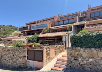 Facciata - Quadrilocale villaggio Faras, Arzachena - foto 42