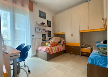 Cameretta - Three-room apartment VIALE FRATELLI CASIRAGHI
325, Sesto San Giovanni - photo 19