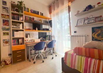 Cameretta - Three-room apartment VIALE FRATELLI CASIRAGHI
325, Sesto San Giovanni - photo 21