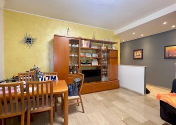 Soggiorno - Three-room apartment VIALE FRATELLI CASIRAGHI
325, Sesto San Giovanni - photo 38