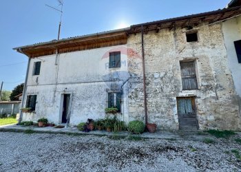 Casa all\'aperto - Casa indipendente Via delle acque
 
9, Visco - foto 2