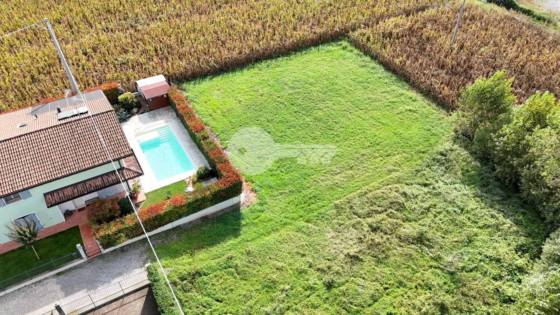 Foto 1 - Terreno edificabile Via Aldo Moro, Visano - foto 1