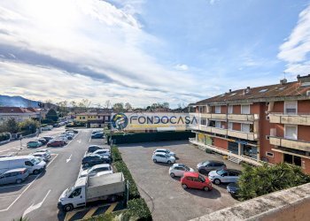 esterno - Trilocale Via Treviso
 
20, Massa - foto 28