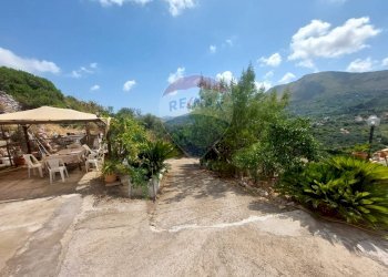 Vista delle montagne - Villa Itri - foto 3