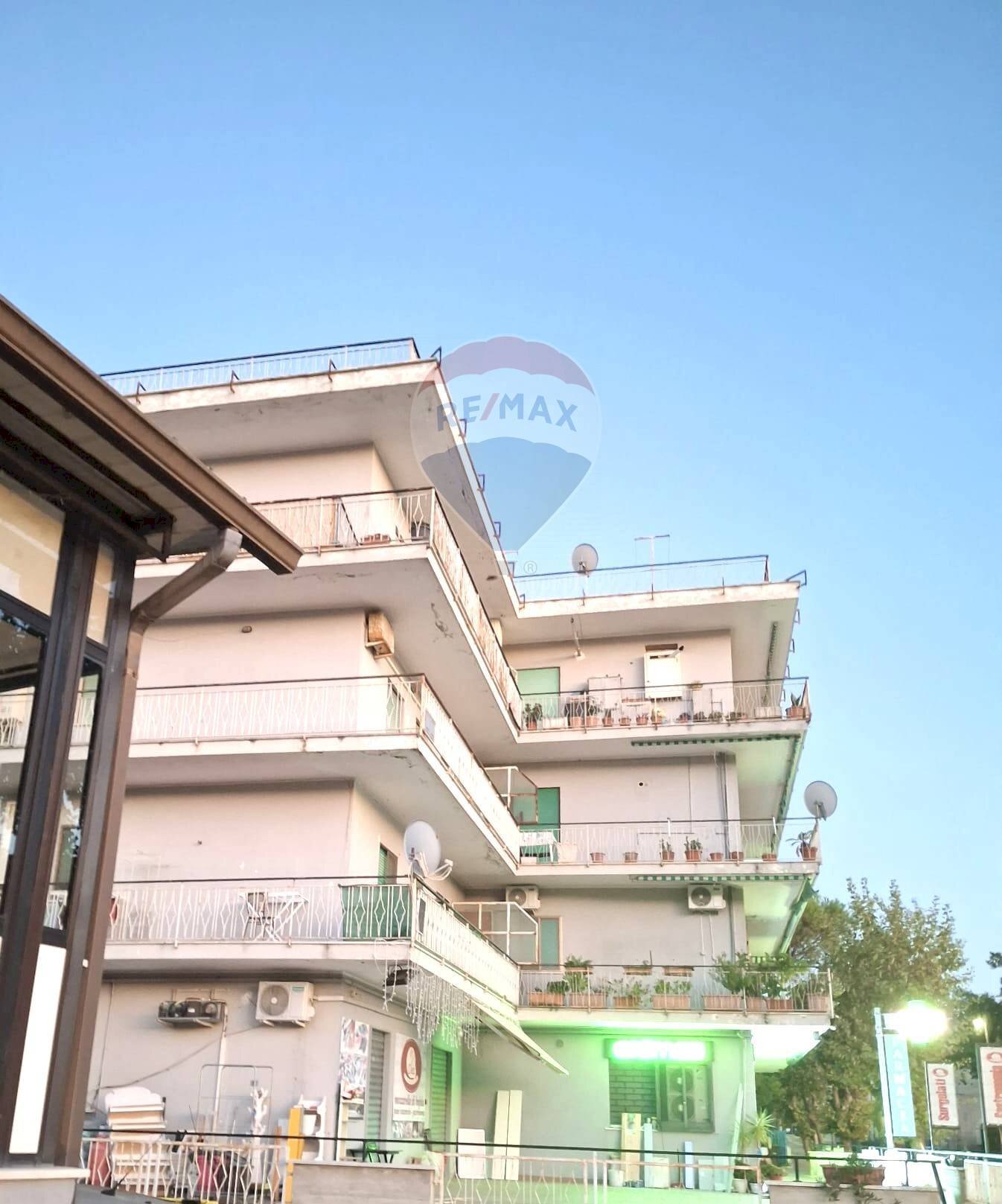 Edificio all\'aperto - Four-room apartment Minturno - photo 2