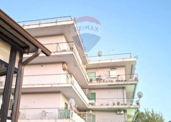 Edificio all\'aperto - Quadrilocale Minturno - foto 2