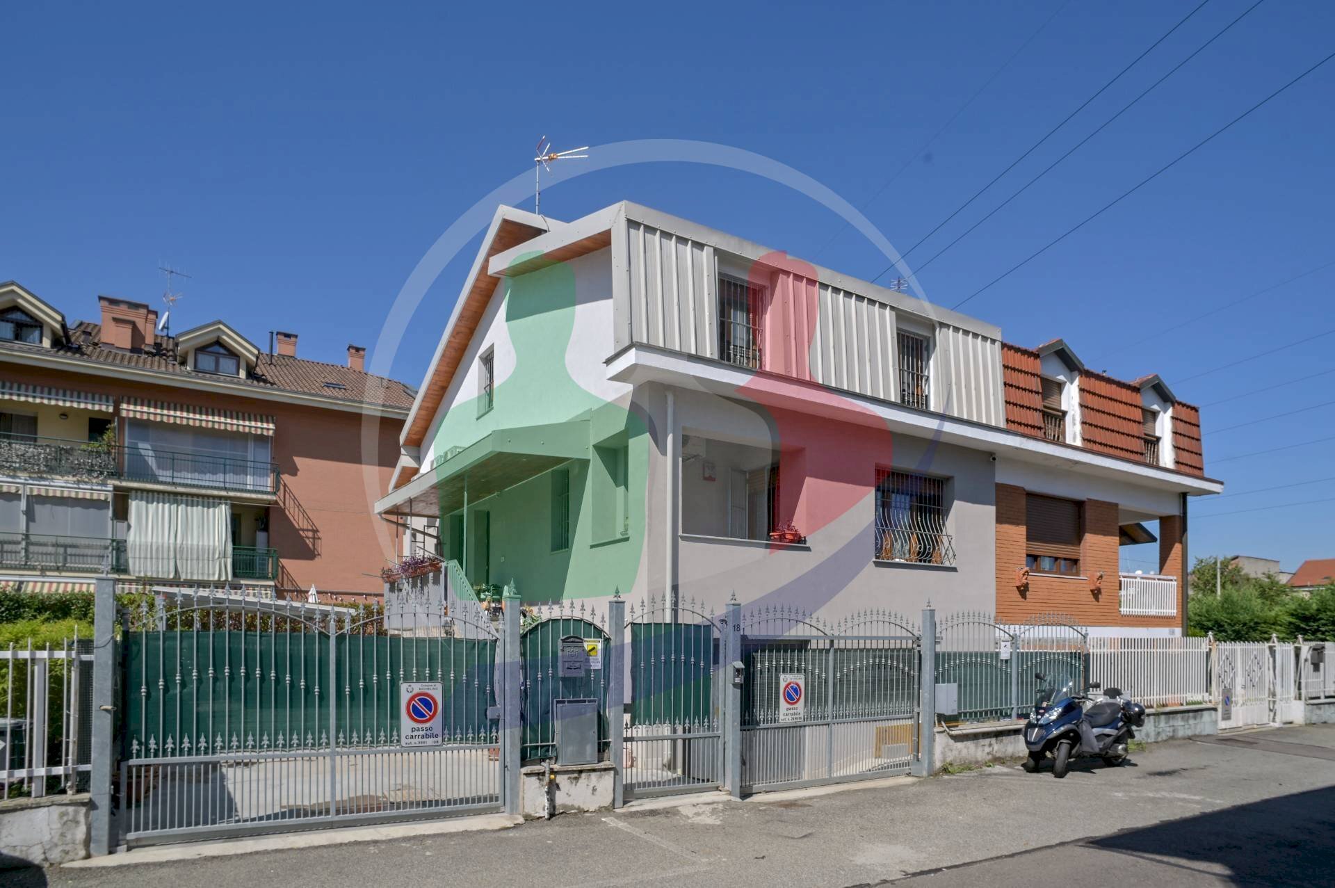 Foto 1 - Semi-detached house Via Meucci
 
18, Nichelino - photo 1