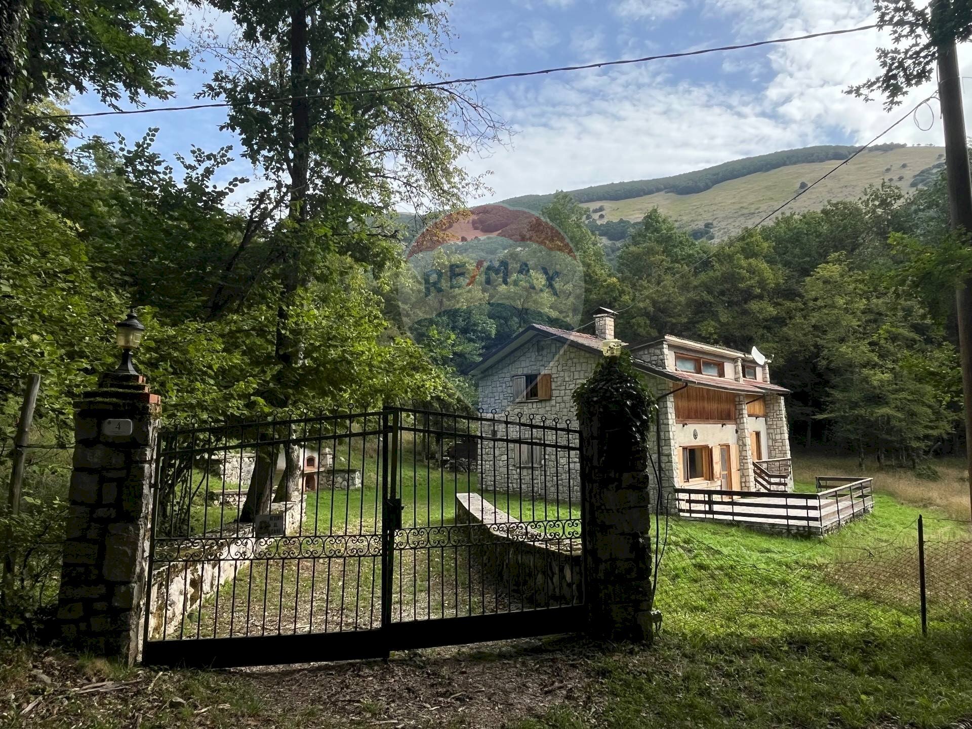 Casa all\'aperto - Villa SR 83 MARSICANA, Civitella Alfedena - foto 1