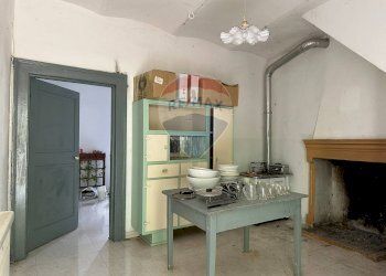 Cucina - Semi-detached house Via Nazionale
 
103, Pizzone - photo 8