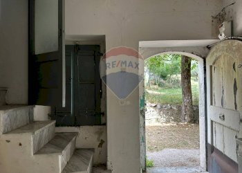 Scale - Semi-detached house Via Nazionale
 
103, Pizzone - photo 13