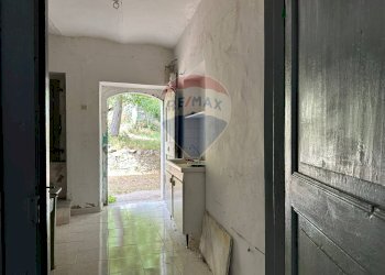 Cucina - Semi-detached house Via Nazionale
 
103, Pizzone - photo 14