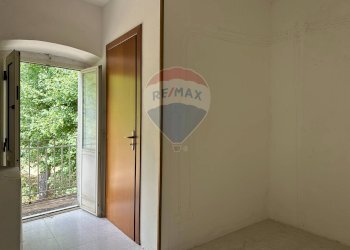 Stanza vuota - Semi-detached house Via Nazionale
 
103, Pizzone - photo 18