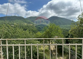 Vista delle montagne - Semi-detached house Via Nazionale
 
103, Pizzone - photo 34