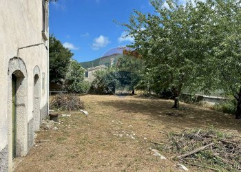 Giardino - Semi-detached house Via Nazionale
 
103, Pizzone - photo 49