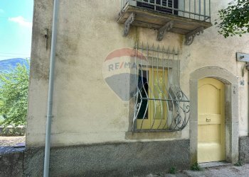 Edificio all\'aperto - Semi-detached house Via Nazionale
 
103, Pizzone - photo 3