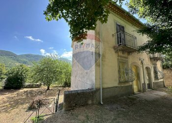 Casa all\'aperto - Semi-detached house Via Nazionale
 
103, Pizzone - photo 7