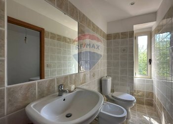 Bagno - Semi-detached house Via Nazionale
 
103, Pizzone - photo 33