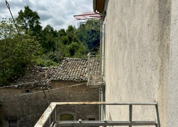 Balcone - Semi-detached house Via Nazionale
 
103, Pizzone - photo 47