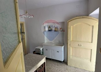 Cucina - Semi-detached house Via Nazionale
 
103, Pizzone - photo 58