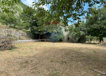 Giardino - Semi-detached house Via Nazionale
 
103, Pizzone - photo 76