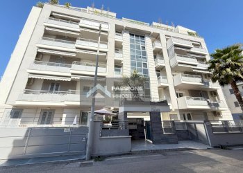 Foto 1 - Trilocale via merano
 
12, Alba Adriatica - foto 1