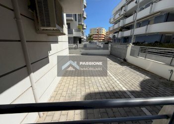 Foto 26 - Trilocale via merano
 
12, Alba Adriatica - foto 26