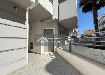 Foto 34 - Trilocale via merano
 
12, Alba Adriatica - foto 34