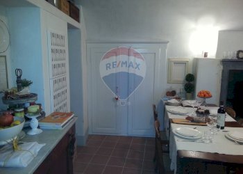 Sala da pranzo - Semi-detached house Via Coltura
 
1, Lenna - photo 7