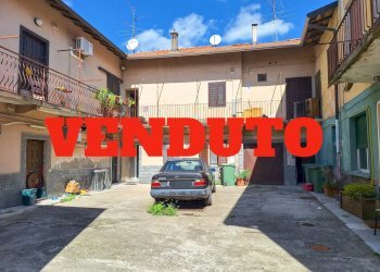 Foto 1 - Semi-detached house VIA SAN ROCCO
 
42, Fagnano Olona - photo 1