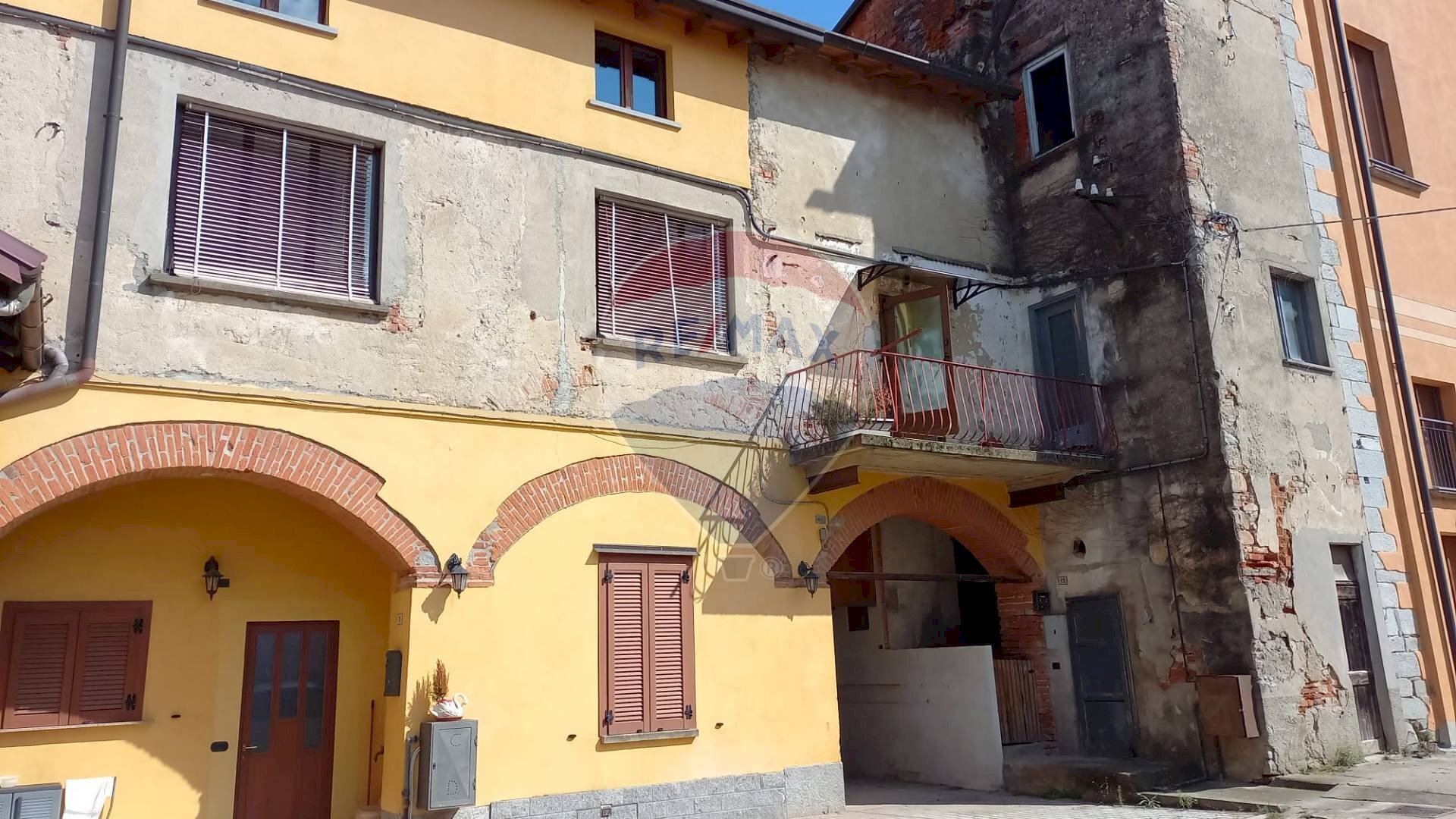 Edificio all\'aperto - Bilocale VIA ROMA
 
13, Casale Litta - foto 2