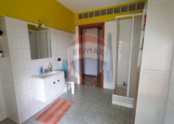 Bagno - Bilocale VIA ROMA
 
13, Casale Litta - foto 13