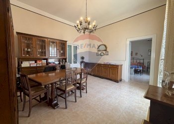 Sala da pranzo - Independent house Via Galileo Galilei
 
29, San Pietro Vernotico - photo 8