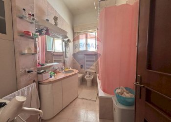 Bagno - Independent house Via Galileo Galilei
 
31, San Pietro Vernotico - photo 2