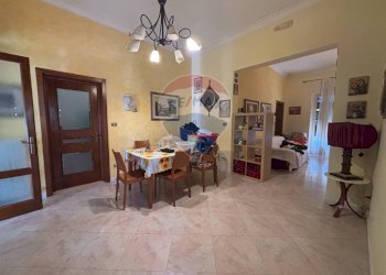 Sala da pranzo - Independent house Via Galileo Galilei
 
31, San Pietro Vernotico - photo 6