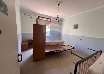 Camera / camera da letto - Villa Novoli - photo 15