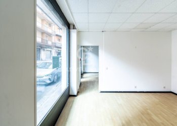 Foto 1 - Locale Commerciale Via Piemonte
 
20-22, Acireale - foto 1