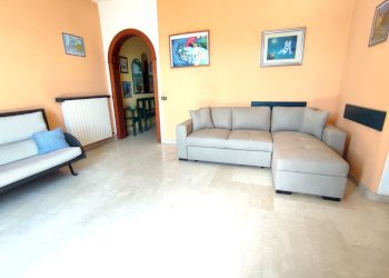 soggiorno - Appartamento Trieste, Sannicola - foto 13