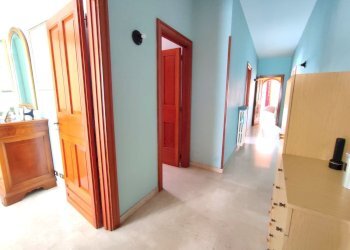 corridoio - Appartamento Trieste, Sannicola - foto 22