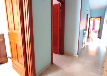 corridoio - Appartamento Trieste, Sannicola - foto 23